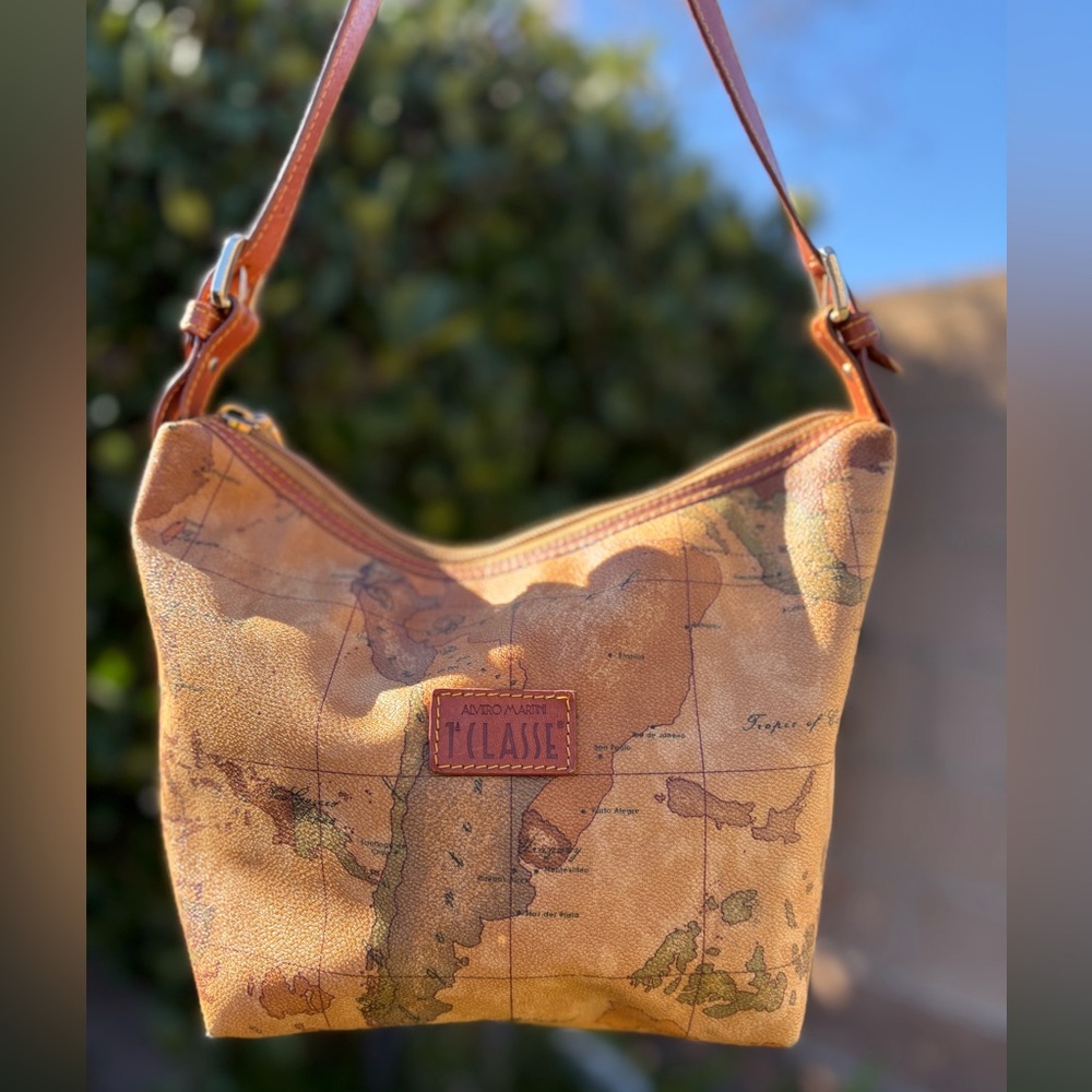 Alviero Martini Handbag